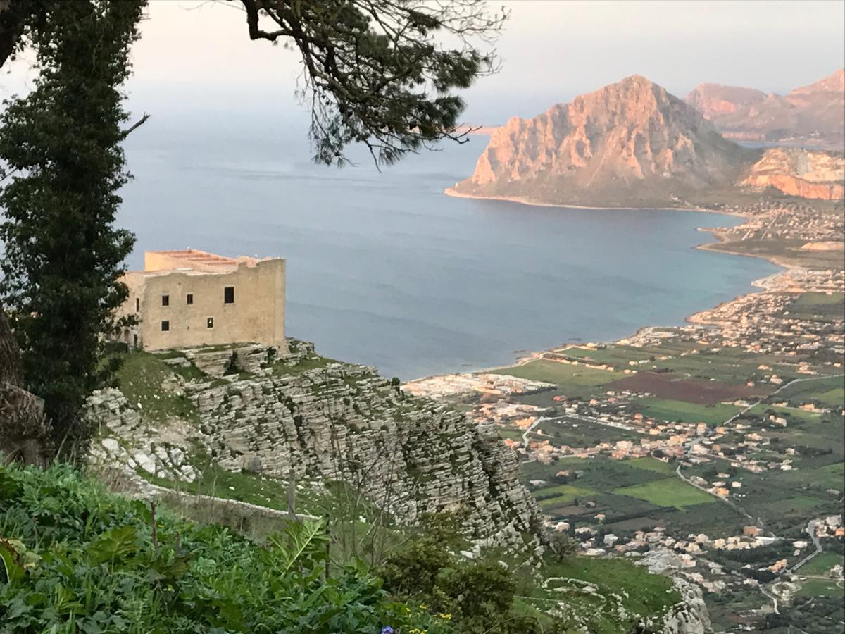 Le Casette Erice Exterior photo